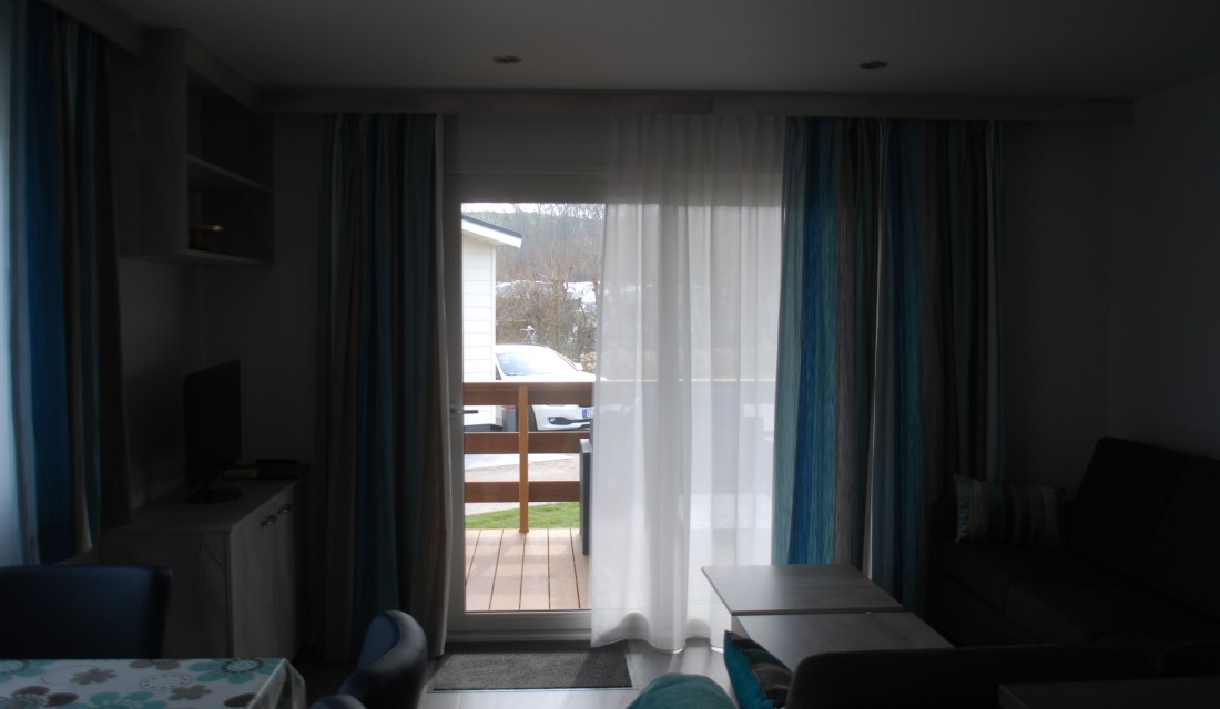 Chalet-3 Camping Janse woonkamer.jpg