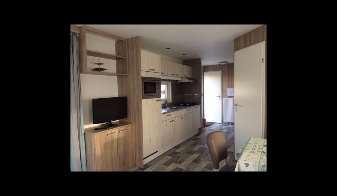Chalet 1 Camping Janse Keuken.jpg