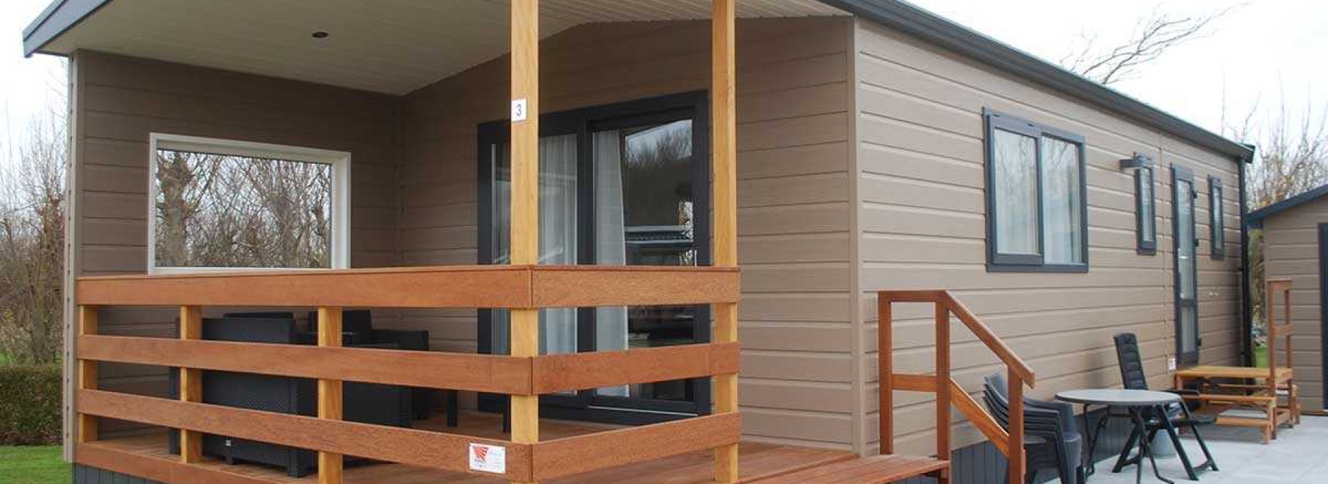 chalet3 Camping janse buiten.jpg