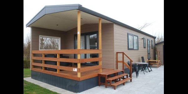 chalet3 Camping janse buiten.jpg